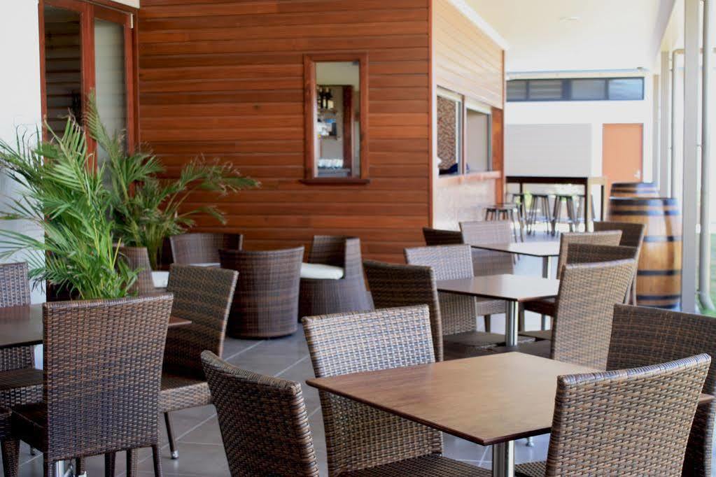Merinda Village Hotel Bowen Exterior foto